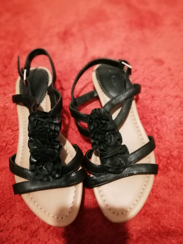 clarks active air womens sandals